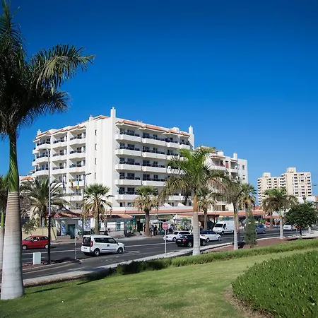 Oro Blanco Apartahotel