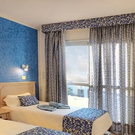 Oro Blanco Apartahotel