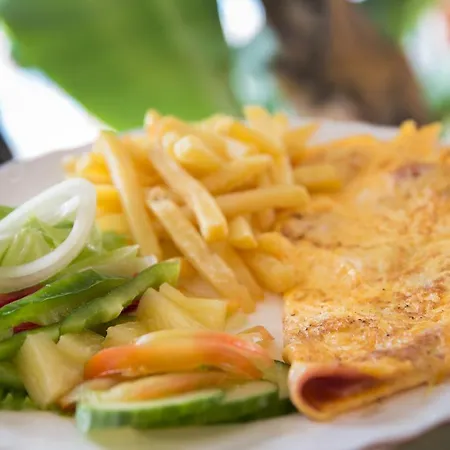 Ξενοδοχείο Oro Blanco 2*